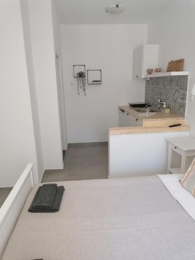 Margaret, Poros Island Apartment *